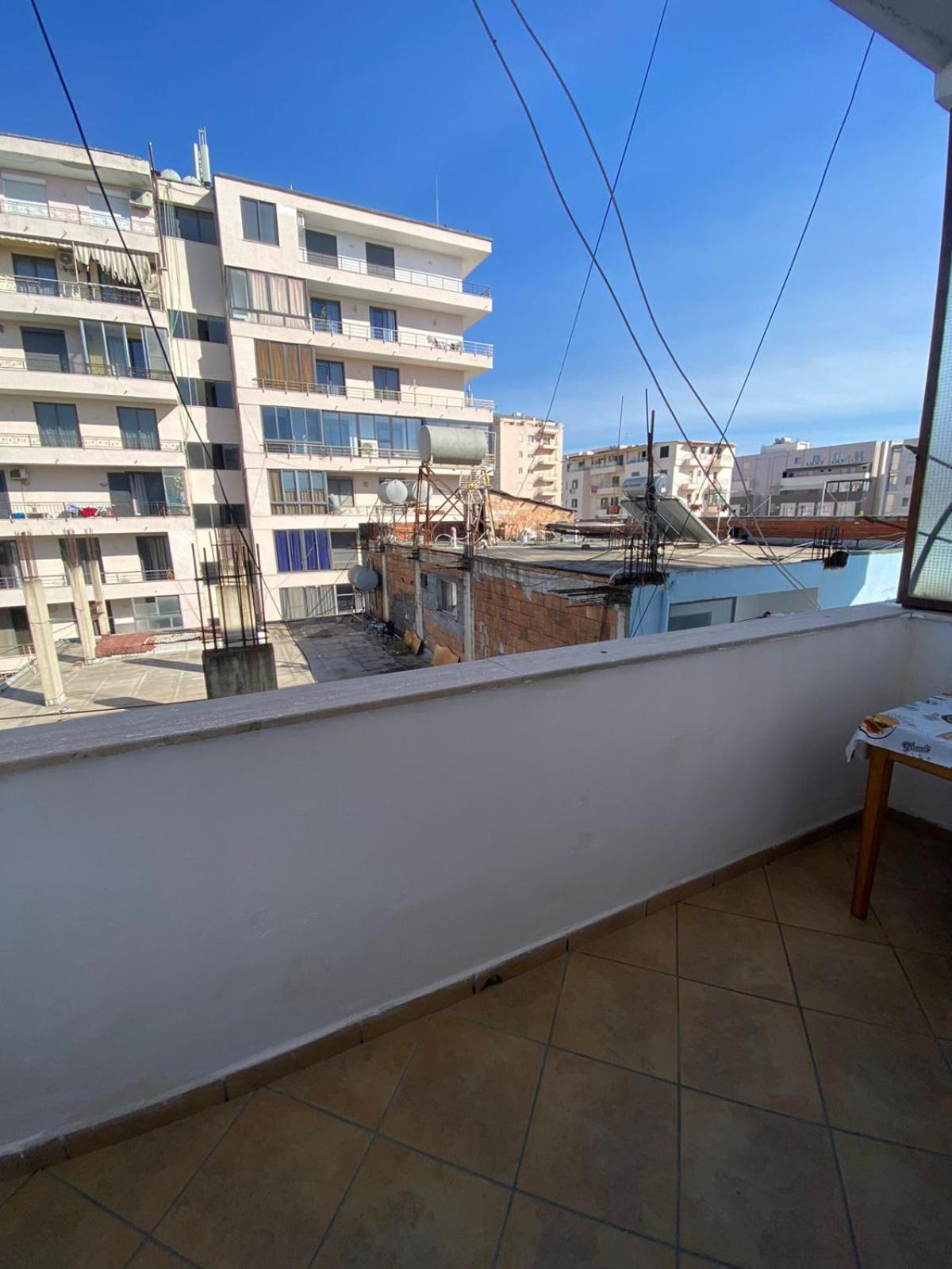 Marra'S Rooms Durrës Extérieur photo