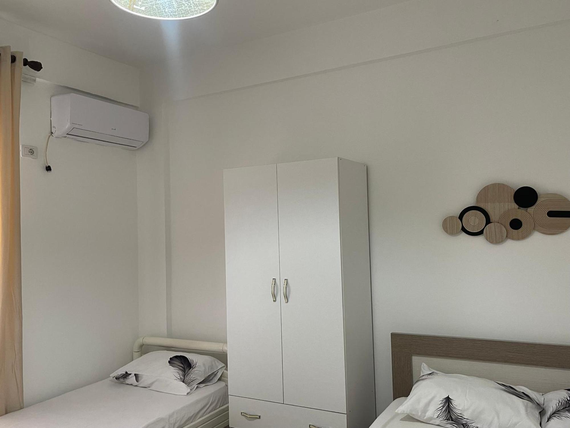 Marra'S Rooms Durrës Extérieur photo
